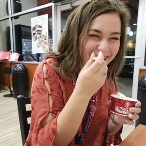 Meet your Posher, Megan